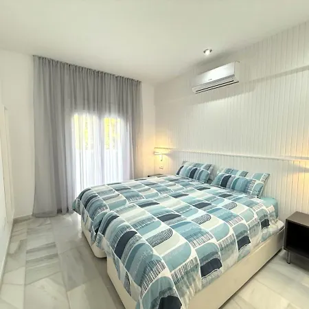 Puerto Banus Penthouse Apartment *